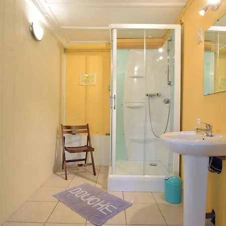 Le Maatre D Ecole Bonne Fontaine